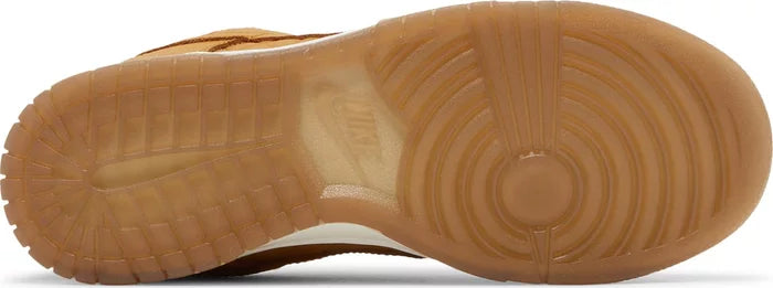Dunk Low Quilted Wheat (Women's)