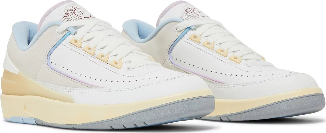 Jordan 2 Retro Low Look, Up in the Air (W)