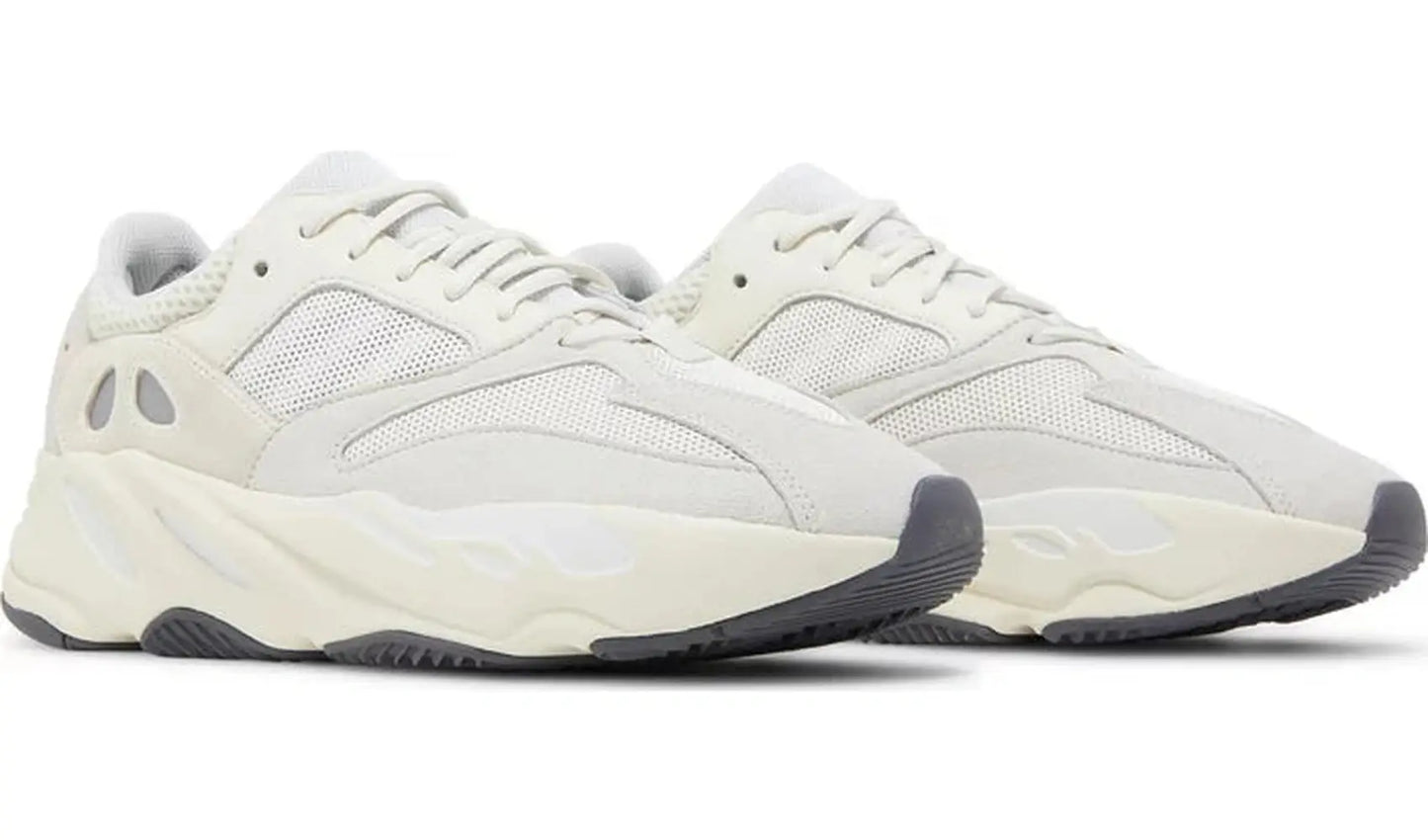 Yeezy Boost 700 Analog (US)