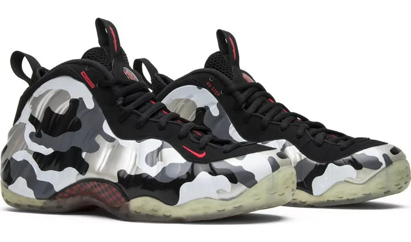 Foamposite One Fighter Jet