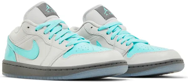 Jordan 1 Low SE Polaroid (W)