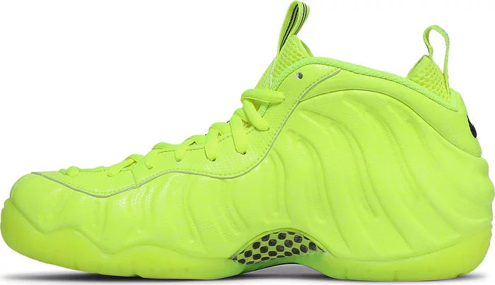 Nike Air Foamposite Pro Volt (2021)