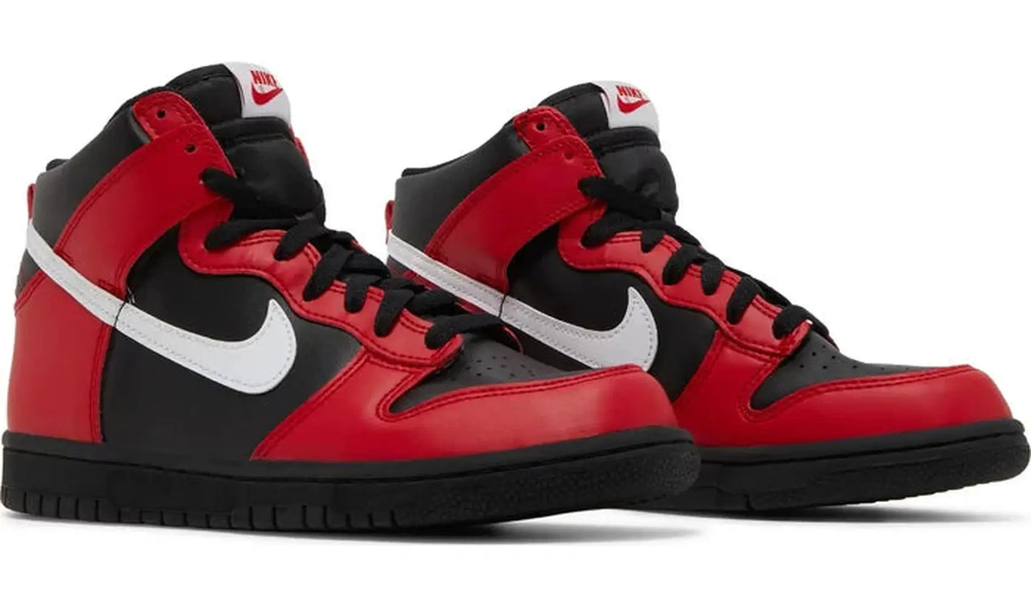 Dunk High Deadpool