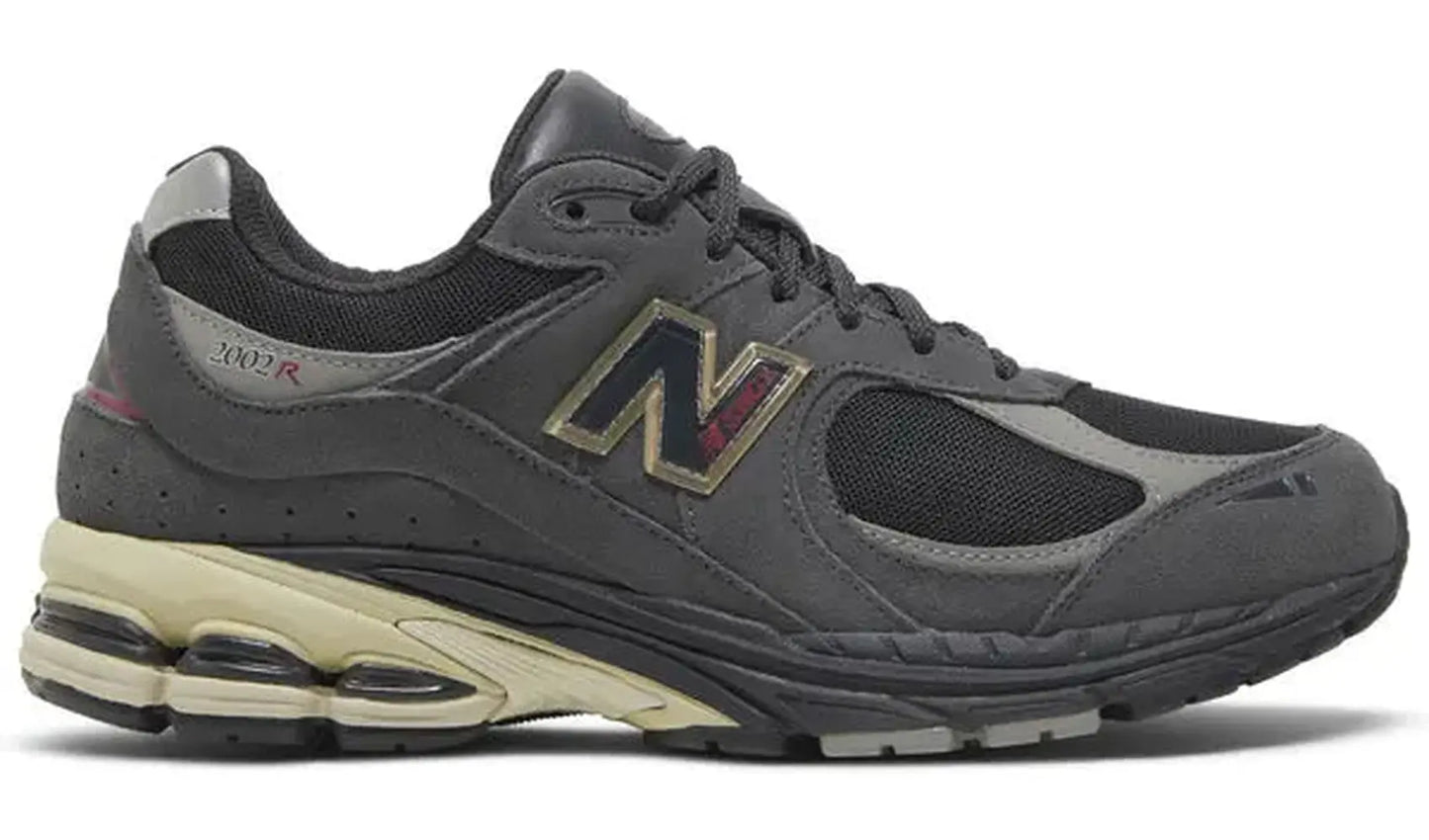 New Balance 2002R Black Grey