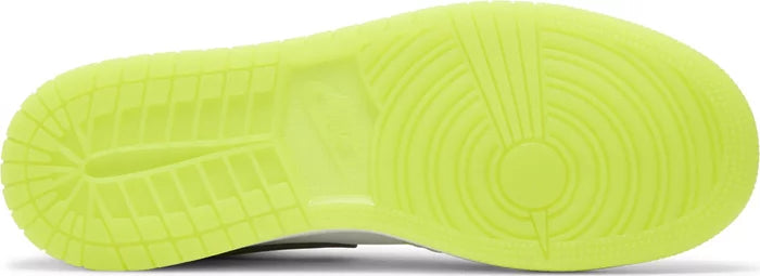 Jordan 1 Low SE White Platinum Tint Volt Black(GS)