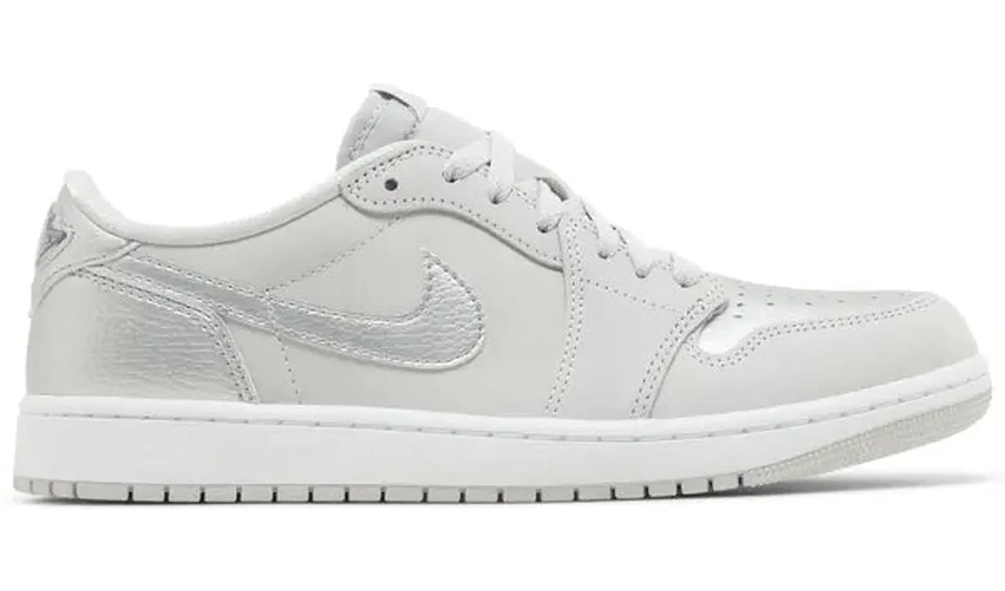 Jordan 1 Low OG Metallic Silver (PS)