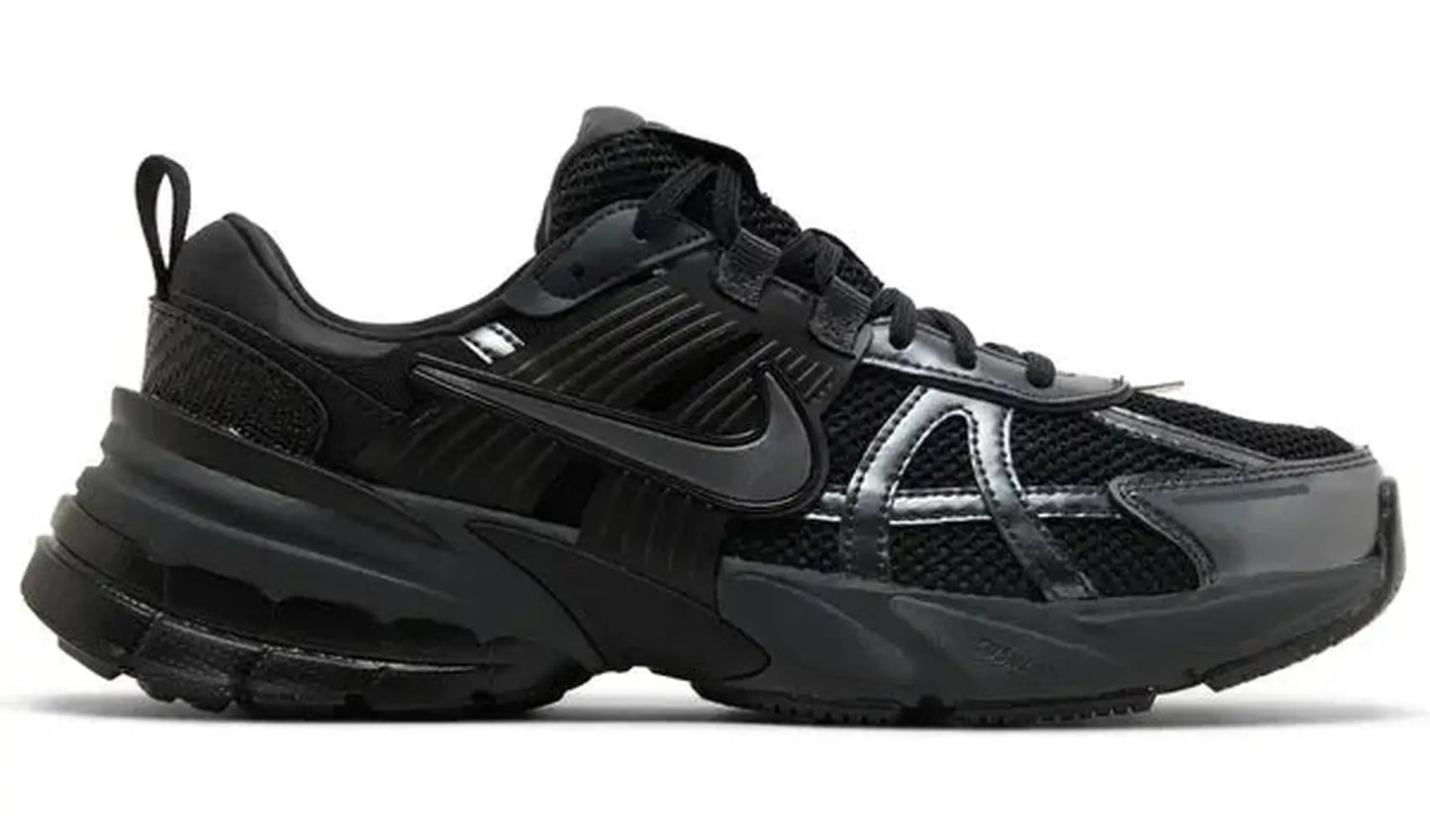 Nike V2K Run Black Dark Smoke Grey