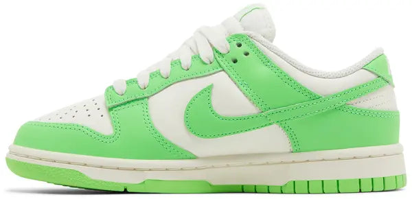 Nike Dunk Low Green Strike (W)