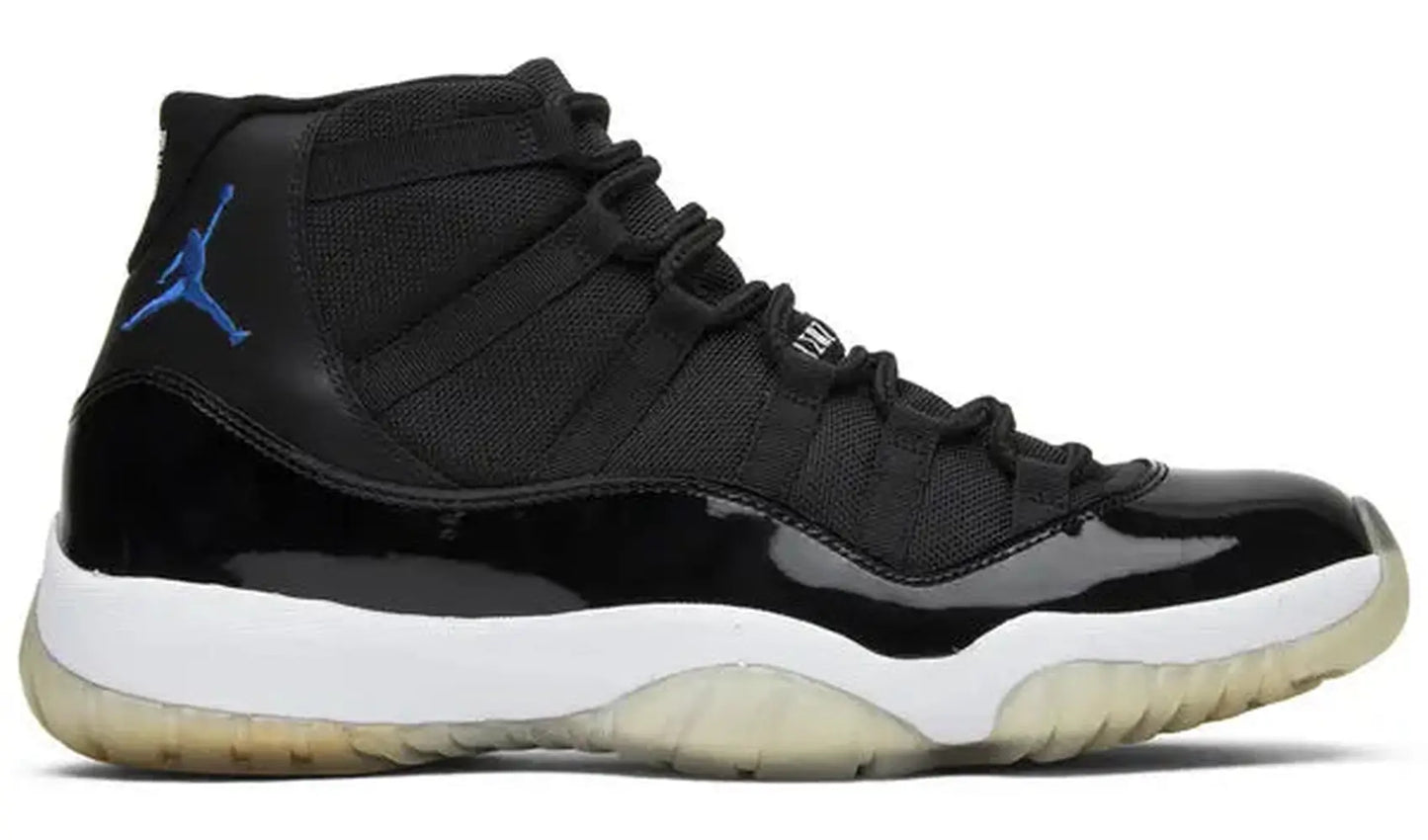 Jordan 11 Retro Space Jam (2009)