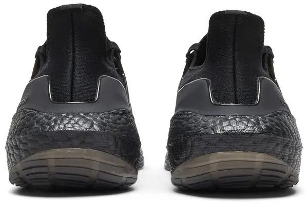 adidas Ultra Boost 22 Triple Black