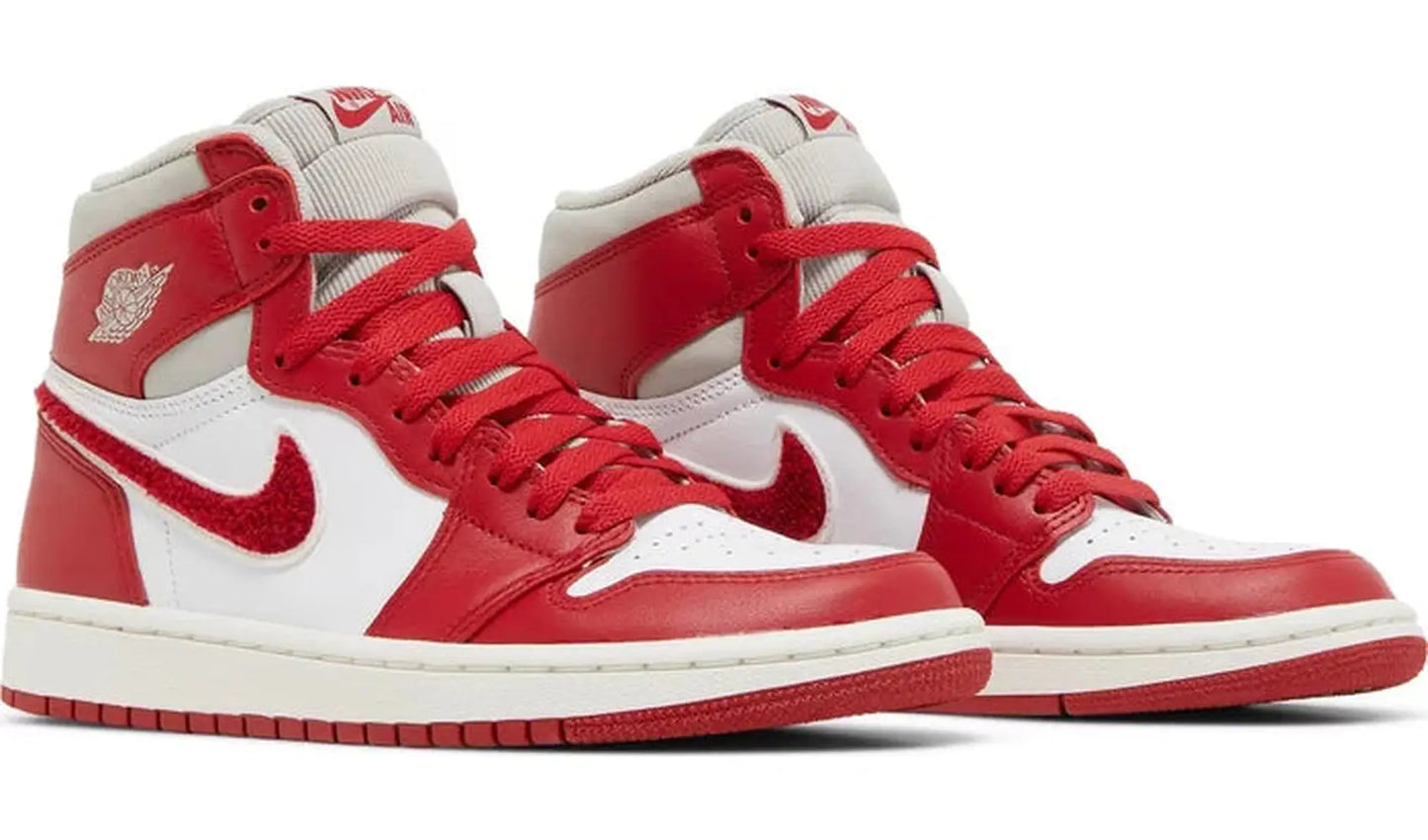 Jordan 1 High OG Varsity Red (W)