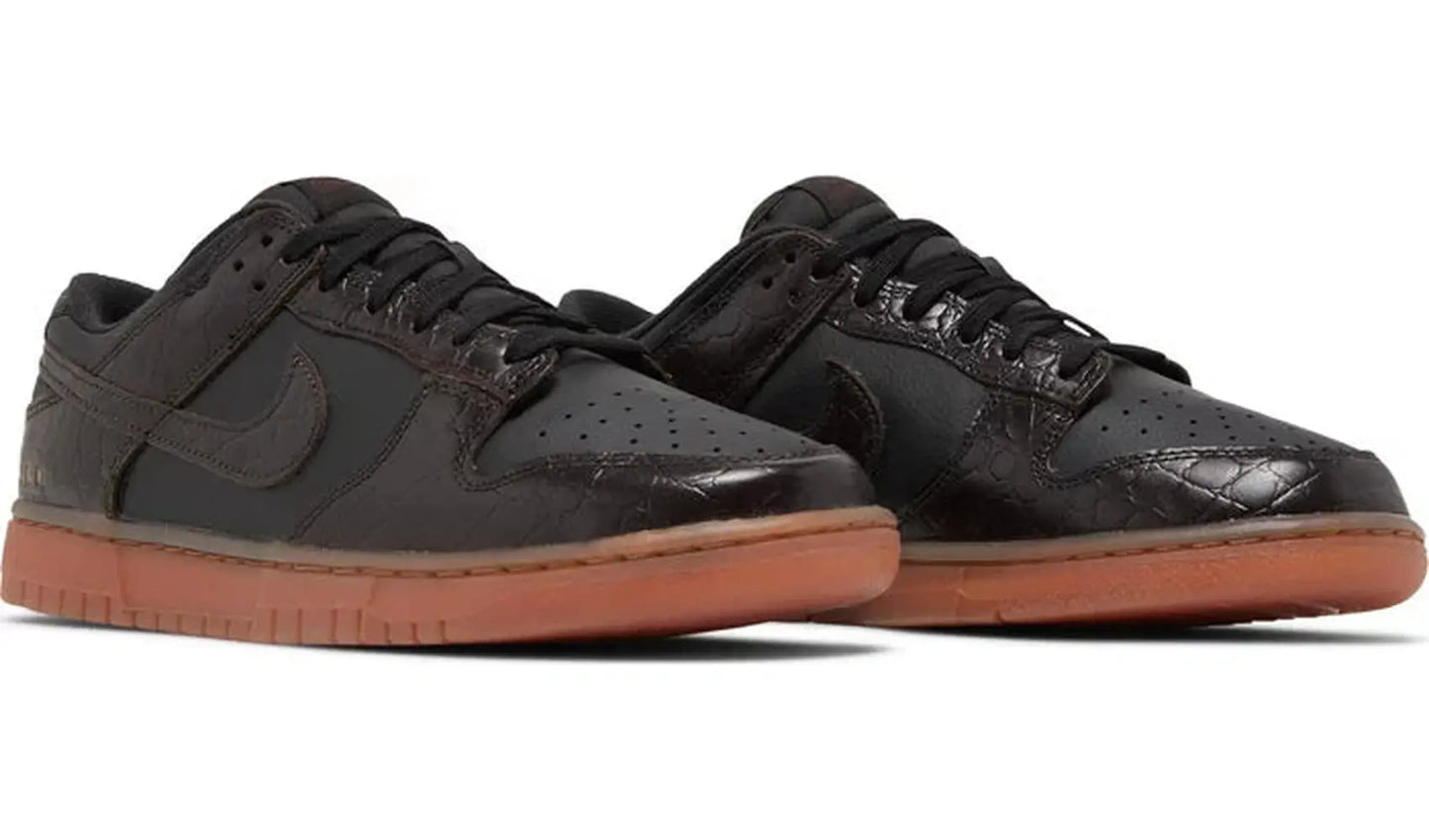 Dunk Low Brown Velvet Black
