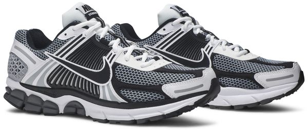 Nike Zoom Vomero 5 Dark Grey Black White